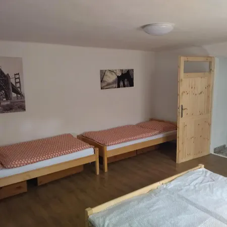 Apartamento Tibor Skarba *