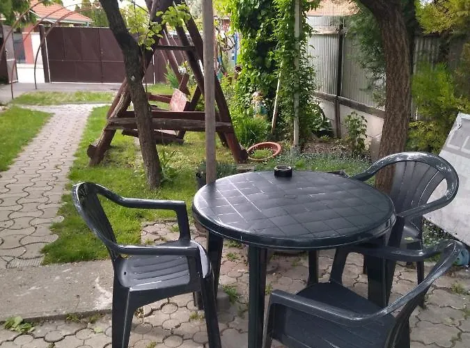 Tibor Skarba Lägenhet Dunajská Streda